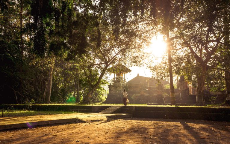 Bali Morning Rituals at the Pura 1 768x480