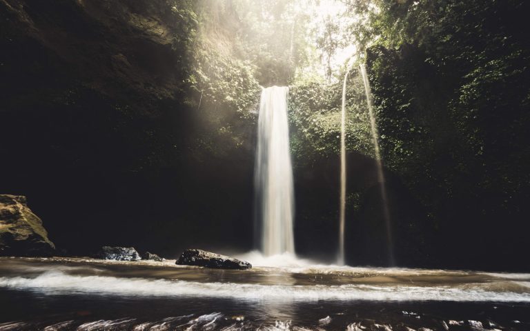 Bali Splashes from Waterfalls 768x480