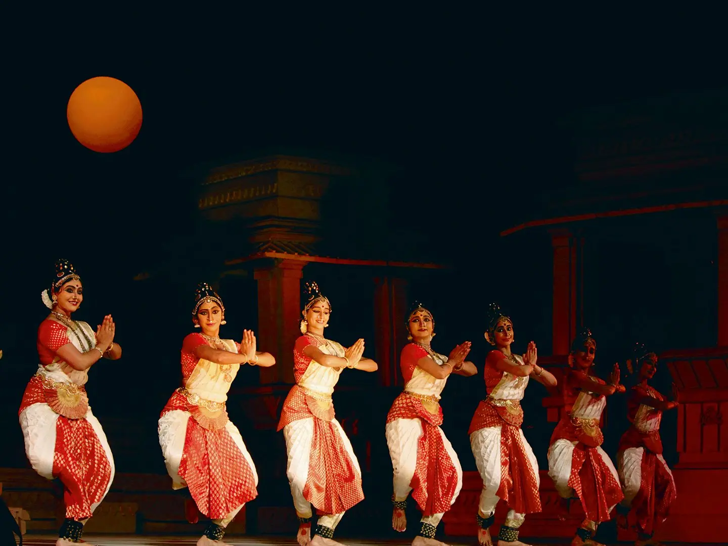 Experience Colourful Madhya Pradesh through events and festivals - HolidayMonk | Domestic Tour | International Tour | Resorts | Homestays