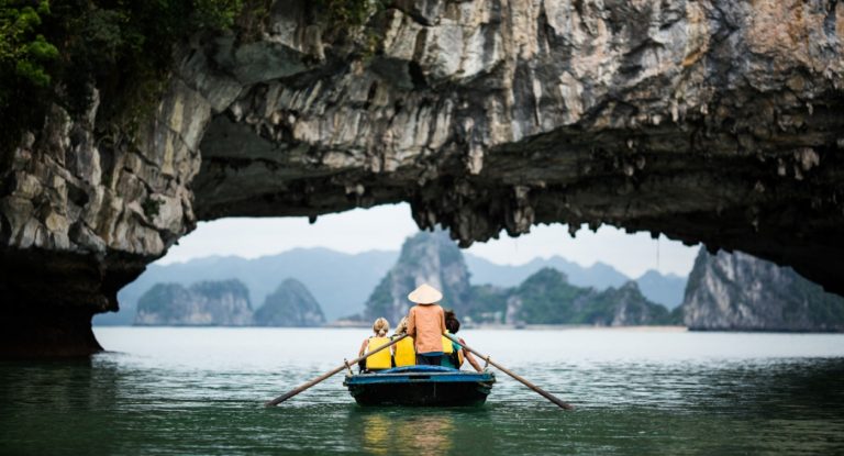 Ha Long Bay Vietnam 768x415