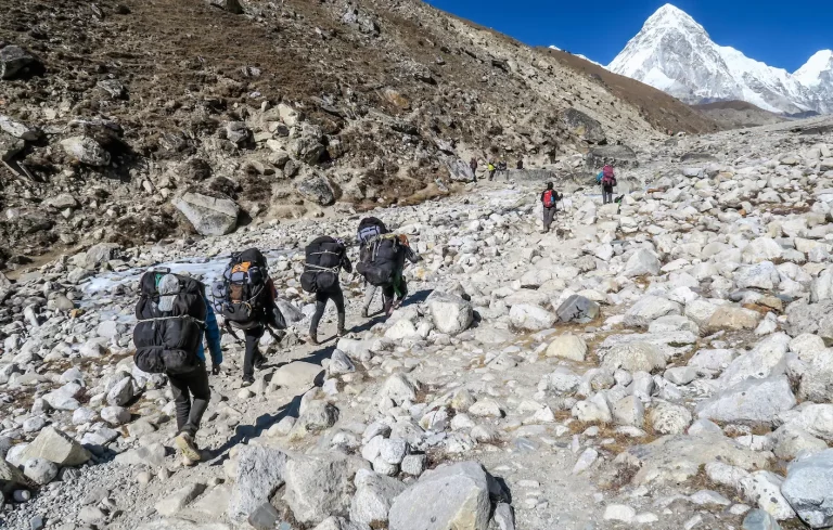khumbu icefall himalayas nepal 768x489