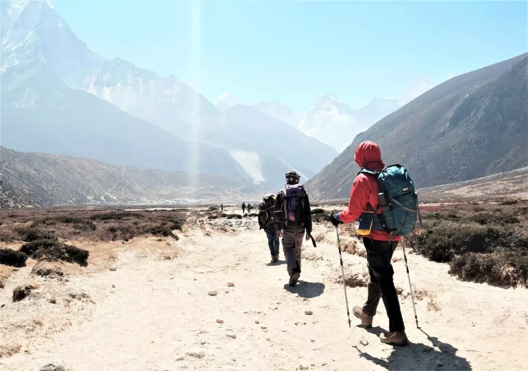 what to pack everest base camp trek 768x540