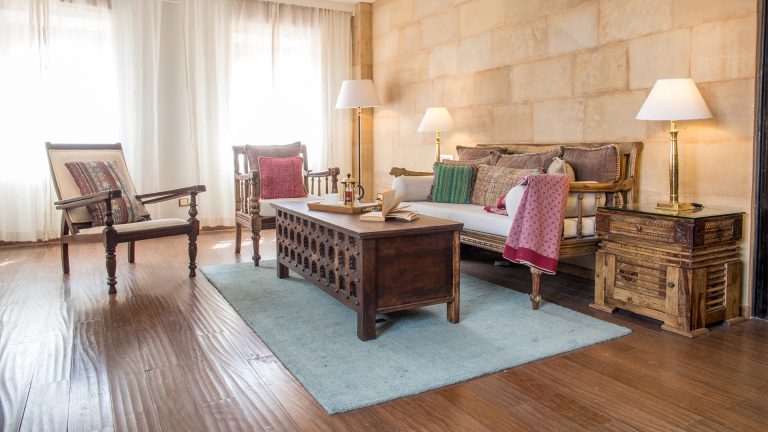 Lounge Signature Suite Suryagarh Jaisalmer 768x432