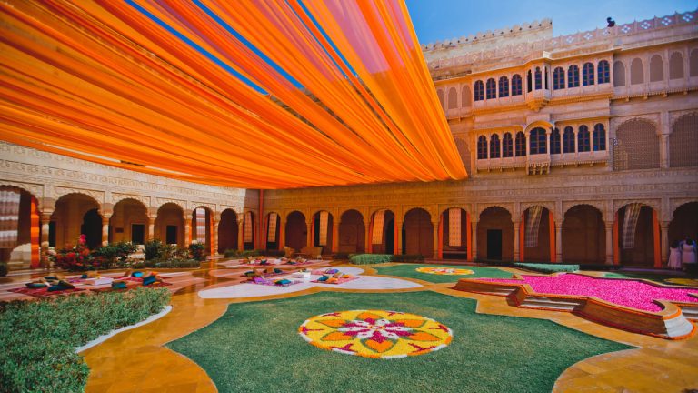 Wedding decor suryagarh jaisalmer 768x432