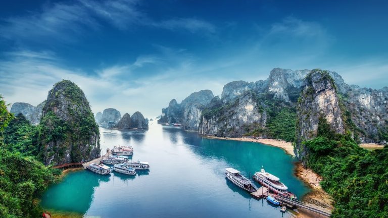 North – South Vietnam Tour Package 768x432