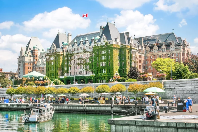 Best Of West Canada Tour Package 1 1 768x512