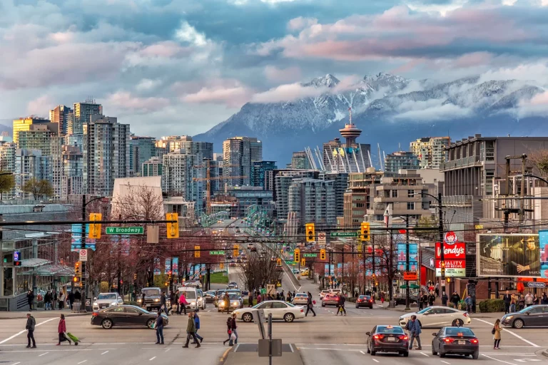 Best Of West Canada Tour Package 6 1 768x512