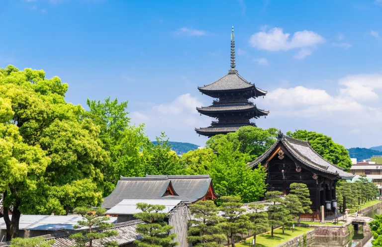 Kyoto Traditional Japan Tour Package 768x497