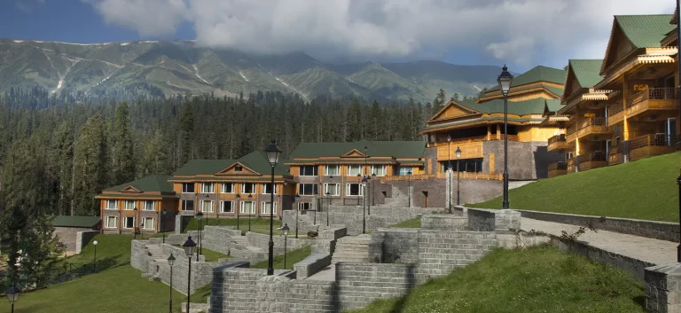 Kashmir Tour Package 2 768x353