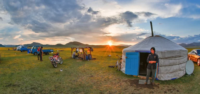 Mongolia Tour Package 7 768x363