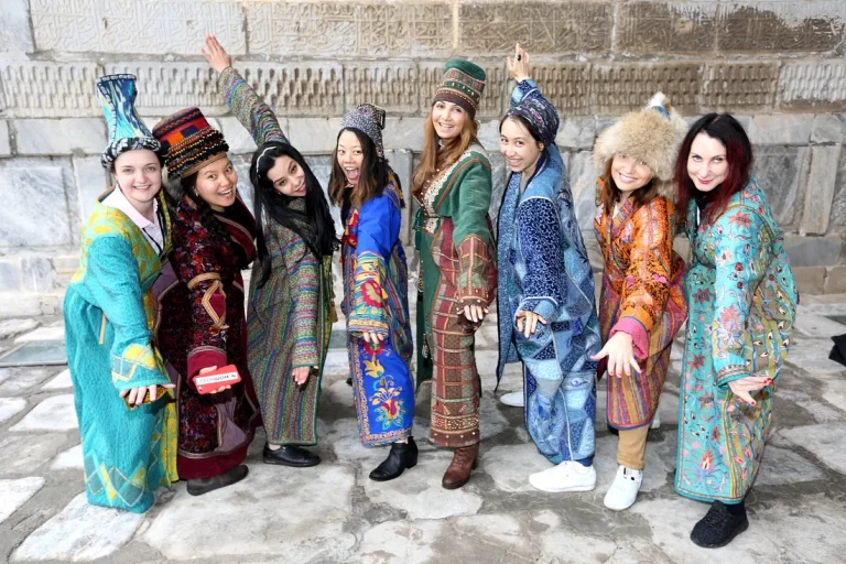 Uzbekistan Tour Package 768x512