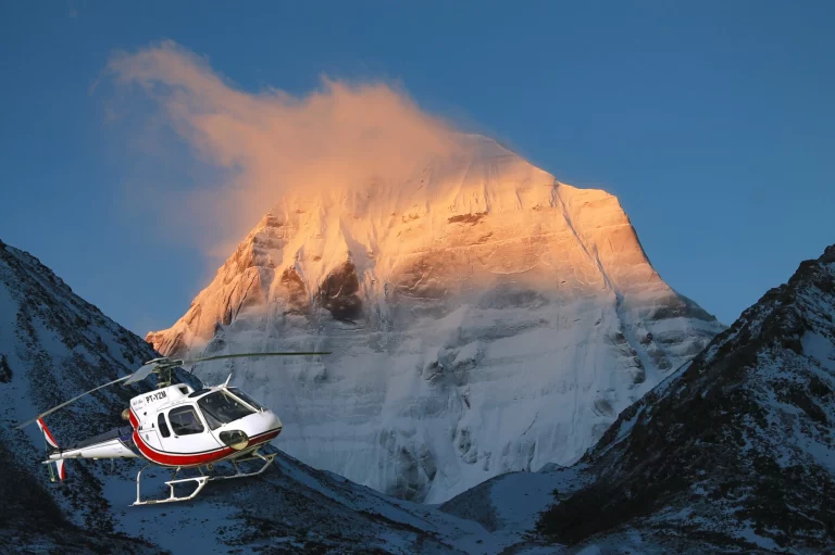 Kailash – Mansarovar Yatra Package by Helicopter 2 768x511