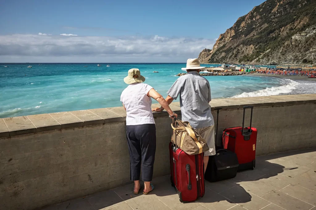 Gifting Your Parents a Holiday Package in India