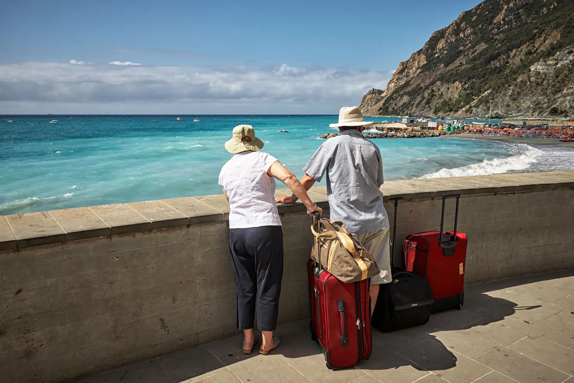 Gifting Your Parents a Holiday Package in India