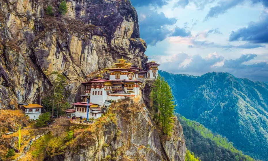 Complete Bhutan Travel Guide