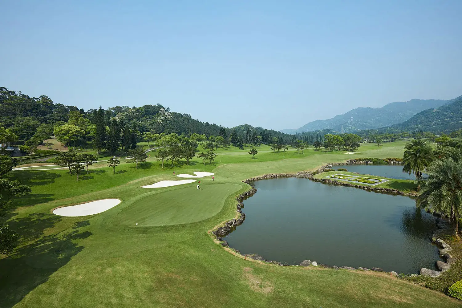 Golfing in Taiwan Travel Guide