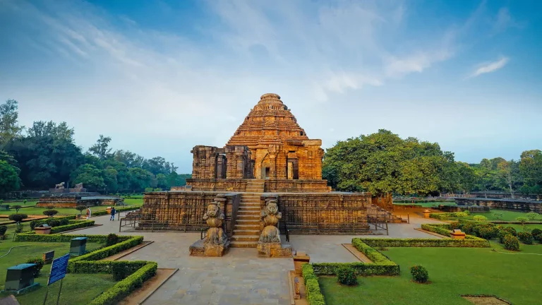 Odisha Package Tour Puri and Bhubaneswar 2 768x432