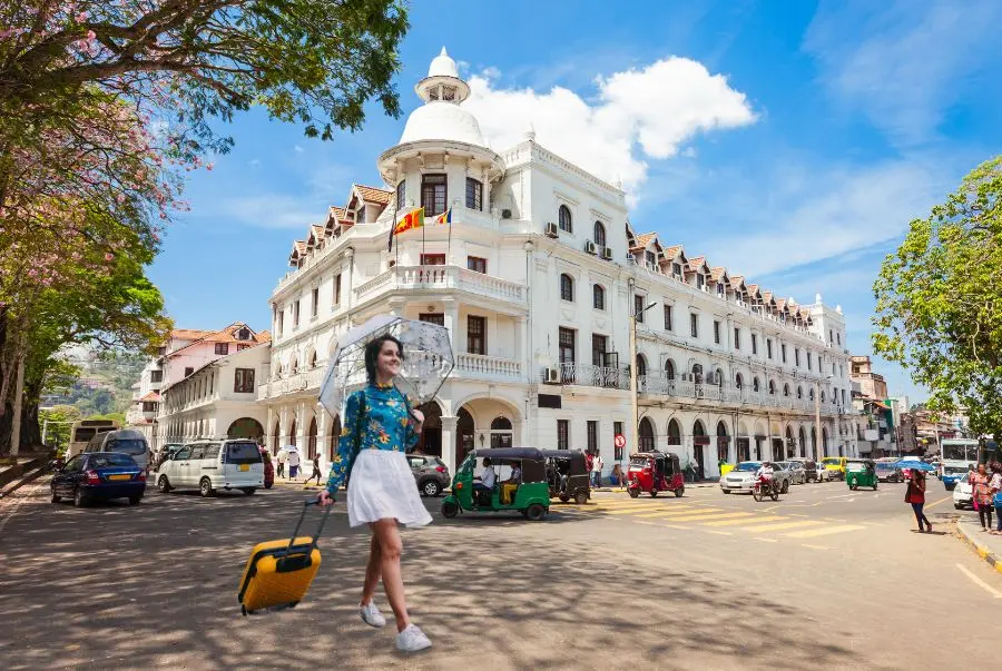 Getting Around Sri Lanka