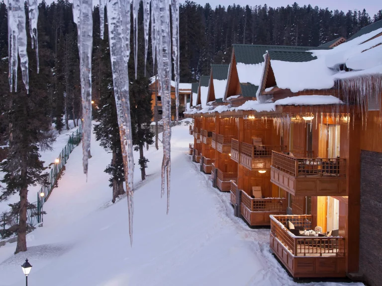 Kashmir Package Tour 5 Night and 6 Days 3 768x576