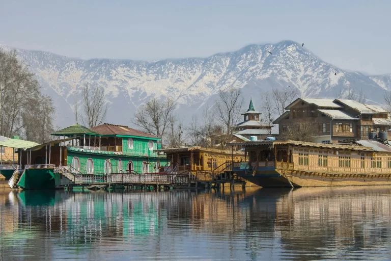 Kashmir Package Tour 5 Night and 6 Days 5 768x512