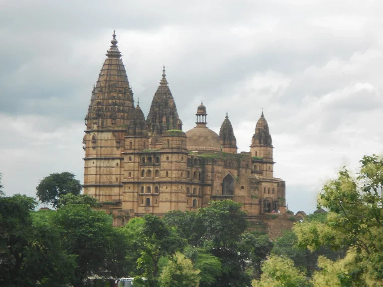 Madhya Pradesh Package Tour with Gwalior Orchha Khajuraho 3 768x576